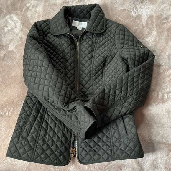 MICHAEL KORS QUILTED PUFFER JACKET Green WITH GOLD DETAILS SIZE S - Picture 6 of 8